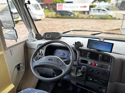 Hymer B544 Vollintegriert Wohnmobil, 4 Personen Foto: 17