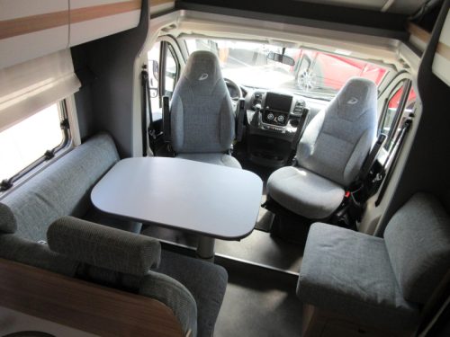 Dethleffs Just 90 T 7052 EB AUTOMAAT AIRCO LUIFEL  foto: 4