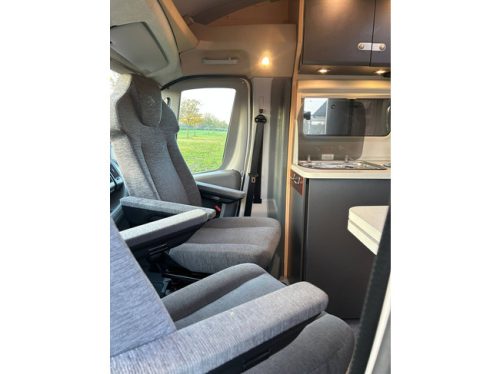 Knaus Van TI 550 MD Fiat Ducato 2.3 130 HP Semi-integrated Motorhome Like New photo: 11