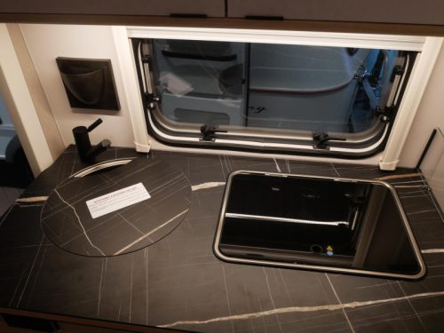 Eriba Touring Silver Edition 642 Foto: 11
