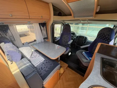 B&uuml;rstner Solano T 700 Single Beds, Top Layout photo: 9