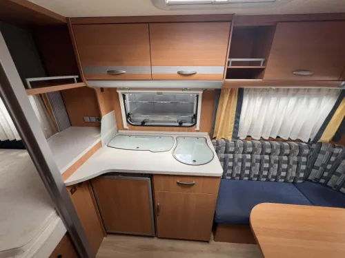 Knaus Sport Premium Line 450 FU Isabella Vorzelt Rangierhilfe Foto: 4