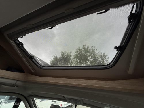 Sunlight T69 L Queensbed + Hubdach! EURO6! Foto: 23