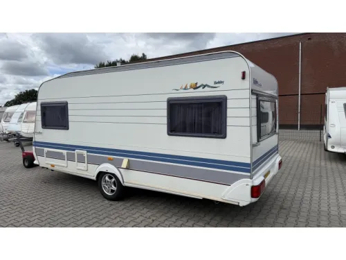 Hobby Excellent 470 UF lit travers&eacute;e photo toilettes: 12
