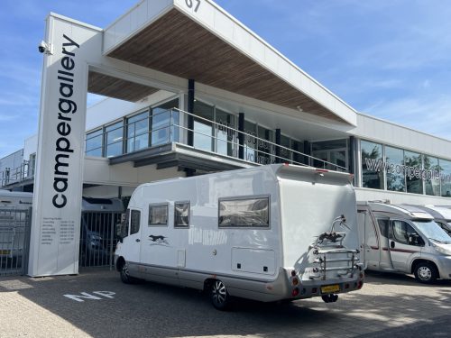 Laika Ecovip 715 SINGLE BEDS+POP-TOP ROOF MOTOR AIR CONDITIONING TOW HITCH photo: 19