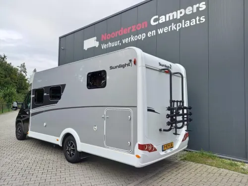 Sunlight T 68 Adventure Edition - Schwarze Front - Navi  Foto: 23