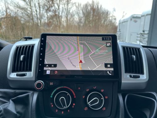 B&uuml;rstner Delfin T 690 G - navi photo: 17