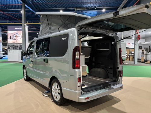 Pilote CV 505 BC 5-Person camper van! photo: 7