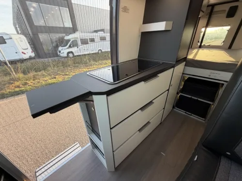 Adria Twin Supreme 640 SGX Lithium, inversor, Solar foto: 8