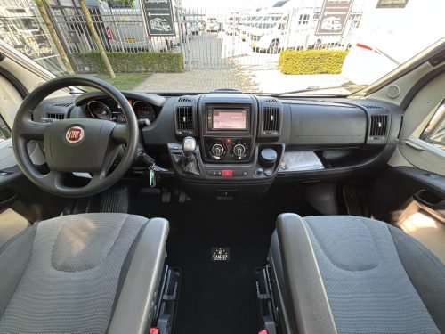 Adria Twin 600 SPT TITAN AUTOMATIC TRANSVERSE BED 150HP EURO 5 photo: 12