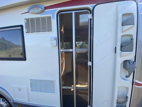 Challenger Mageo 118 large double bed  photo: 14