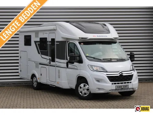 Adria Coral 600 SL 140PS L&auml;ngsbetten Garage Foto: 0