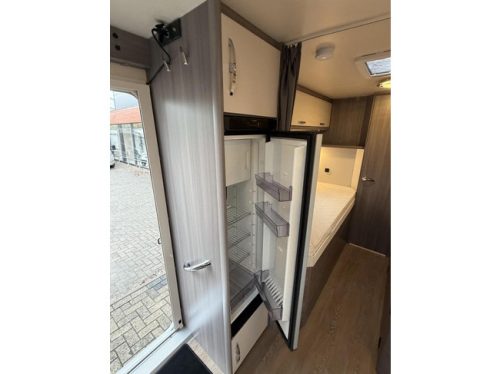 Hobby Optima Ontour T 70 E Lits Jumeaux Grande Salle de Bain Auvent photo : 16