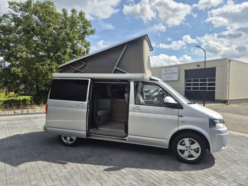 Volkswagen T5 California Comfortline DSG Foto: 2