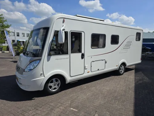 Hymer B678 Year of manufacture 2011 photo: 2