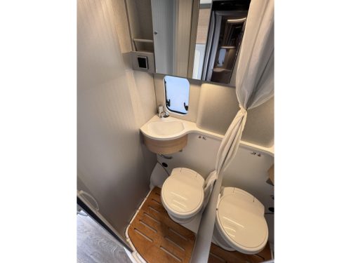 Hymer Free 600 - 4 person - photo: 12