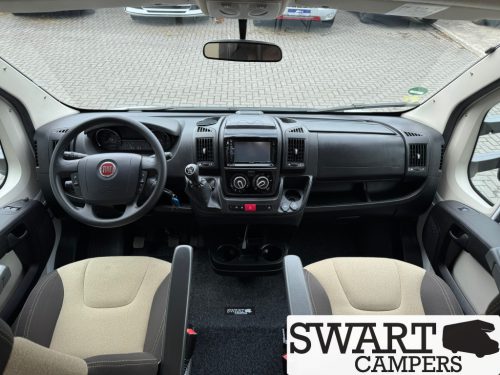 Weinsberg CaraLoft 650 MF, French bed 130 hp photo: 8