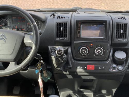 P&ouml;ssl Summit 600 Van conversion, 2.3 160 HP, with timing chain, Transverse bed, Motor-air conditioning, Swivel seats, Year of manufacture 2018 Camper centrum on the road Marum photo: 18