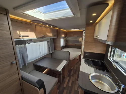 Weinsberg CaraOne Edition HOT 500 FDK Bunk bed photo: 7