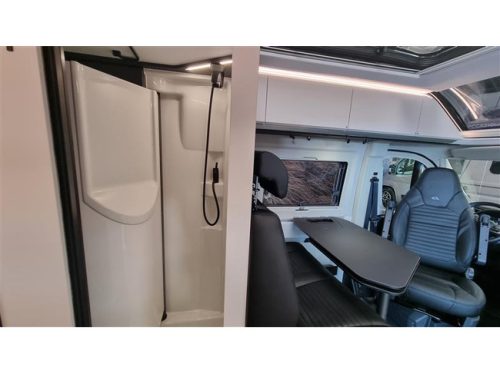Adria Twin Supreme 640 SLB photo: 6