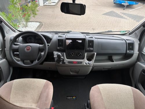 Adria Coral S 680 SP 2010 POPULAR + SPACIOUS photo: 17