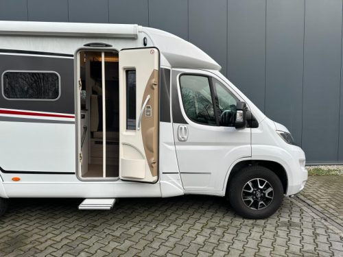 B&uuml;rstner Nexxo Van T 690 G - Slim and luxurious photo: 21
