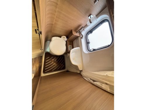 Karmann Davis 620 Single beds/Automatic! photo: 11
