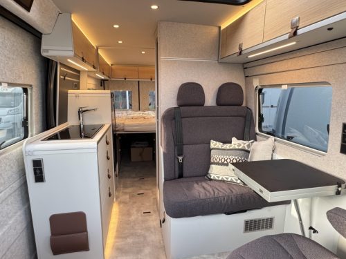 Hymer Yellowstone 640 -- Automatik - 4 Personen -- Foto: 3