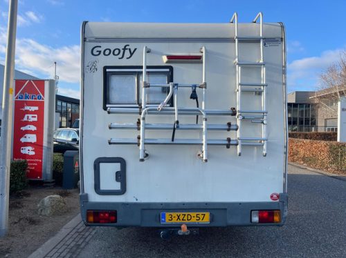 Fiat Ducato 14 2.5 Gran Volume | Goofy | NIEUWE APK | Trekhaak | 7 Persoons | Kachel | Koelkast | Alkoofbed | 2x Treinzit | Fietsenrek foto: 5