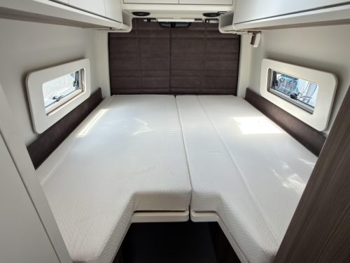 Kabe Travel Master Van 4x4 Single beds photo: 2