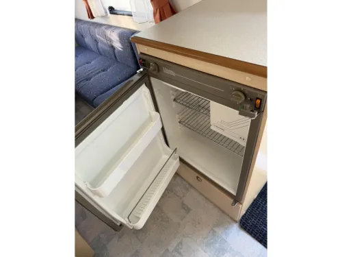 Kip Kompakt 37 EKV SINGLE BED TOILET AWNING photo: 8