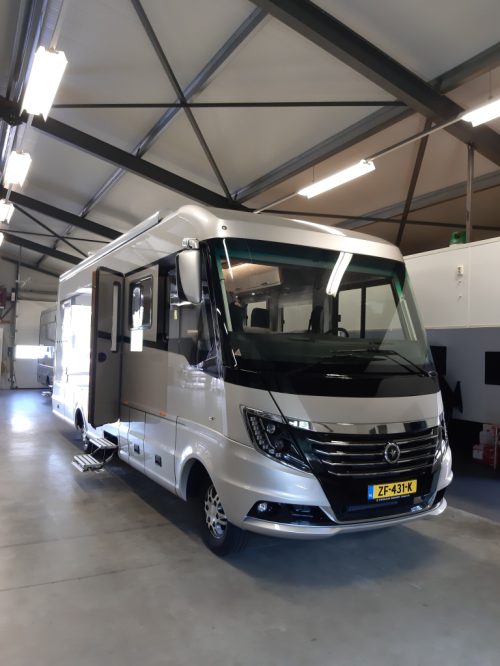 Niesmann bischoff Flair 880 LE photo: 3