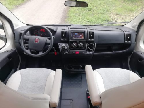 Carado T 449 Doppel-Klimaanlage und 5 Schlafpl&auml;tze Foto: 21