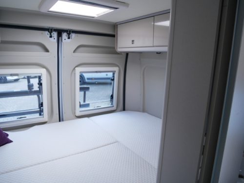 B&uuml;rstner Campeo C540, Camper van de 5,40 metros, &iexcl;&iexcl;cama transversal!! foto: 17