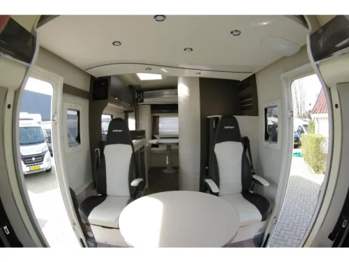 Challenger Mageo 291 Cruise Edition Top layout, 2x Drop-down bed. photo: 8