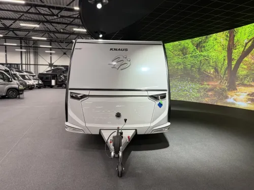 Knaus Sudwind Black Selection 540 FDK Etagenbett / Franz&ouml;sisches Bett Foto: 1