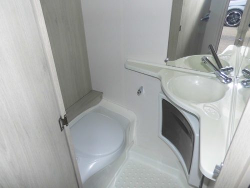Caravelair Antares 400 Kassettenmarkise. Foto: 5