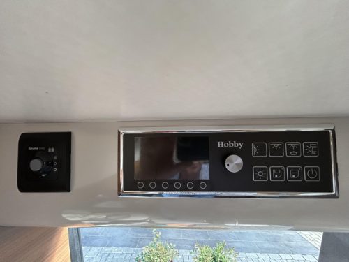 Hobby Vantana 65 ES 180PK / Automatik Foto: 11