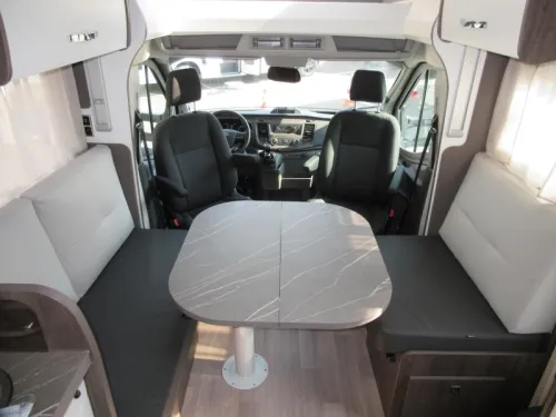 Benimar Cocoon 497 Jung gebraucht mit Carpass Foto: 10