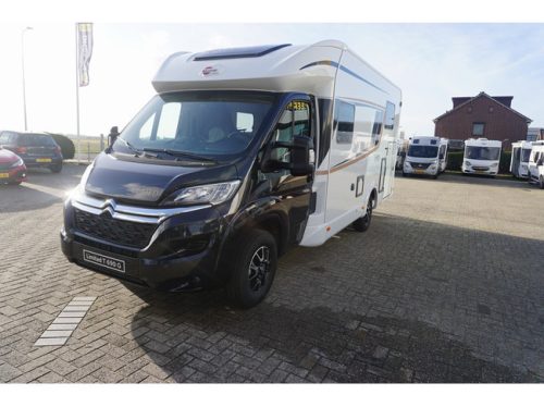 B&uuml;rstner Limited T 690 Citroen photo: 7