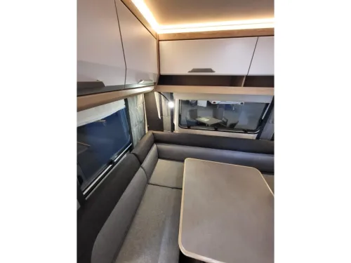 Knaus Sudwind Black Selection 500 EU disponible en stock photo : 5