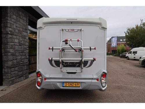 LMC Liberty V640 | EERSTE EIGENAAR | NL CAMPER | LENGTE BEDDEN | Maxxfan de Luxe foto: 5