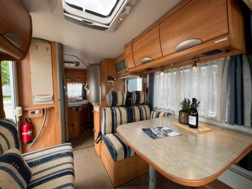Hymer B654 automatic, packed with options photo: 12