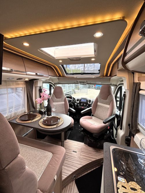 Carthago Malibu Van Charming GT 600 DB AUTOMATIC SINGLE BEDS 5.99M EURO 6 photo: 9