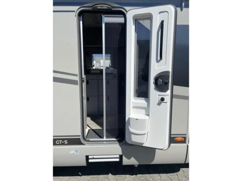 Hymer GT-S 685 -face to face-Modell 2027 Foto: 19