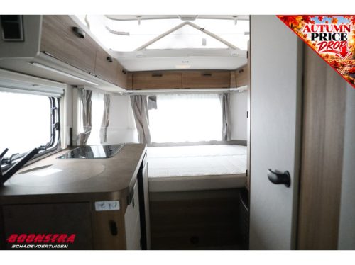 Eriba Touring 430 **NEW/NEU** Awning Transverse bed LMV photo: 14