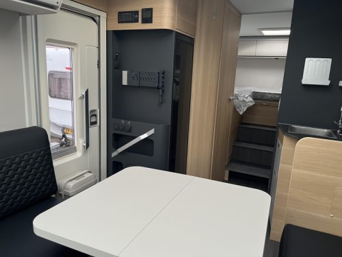 Adria Coral Axess 650 DL Benelux Edition Foto: 10