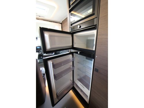 Adria Supersonic 890 LL Einzelbetten + Hubdach  Foto: 43