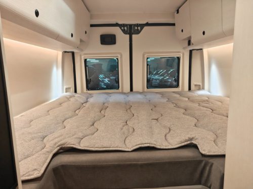 tourne mobil 6.4 Select 2.2 BlueHDI 180PK Automaat - ALL SEASON photo: 7