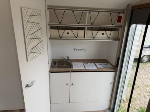 Hobby Beachy 420 leichter Wohnwagen Foto: 10